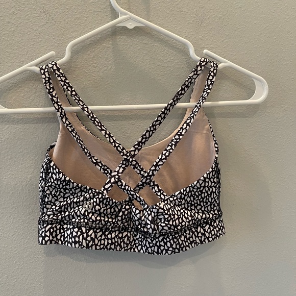 lululemon athletica sports bra. - Picture 2 of 3